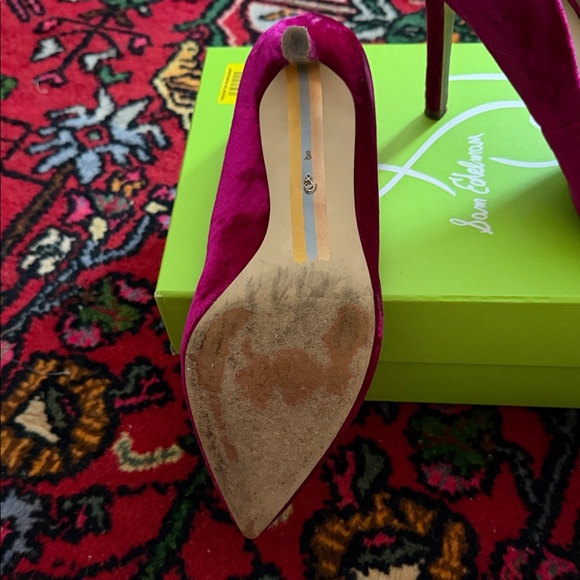 Sam Edelman Magenta Velvet Pointed Toe Pumps - Picture 3 of 3
